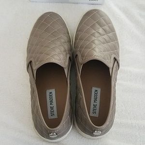Slip on comfy shoe
